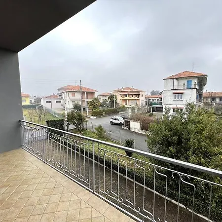 Famigliare A 10 Minuti Dal Gargallo